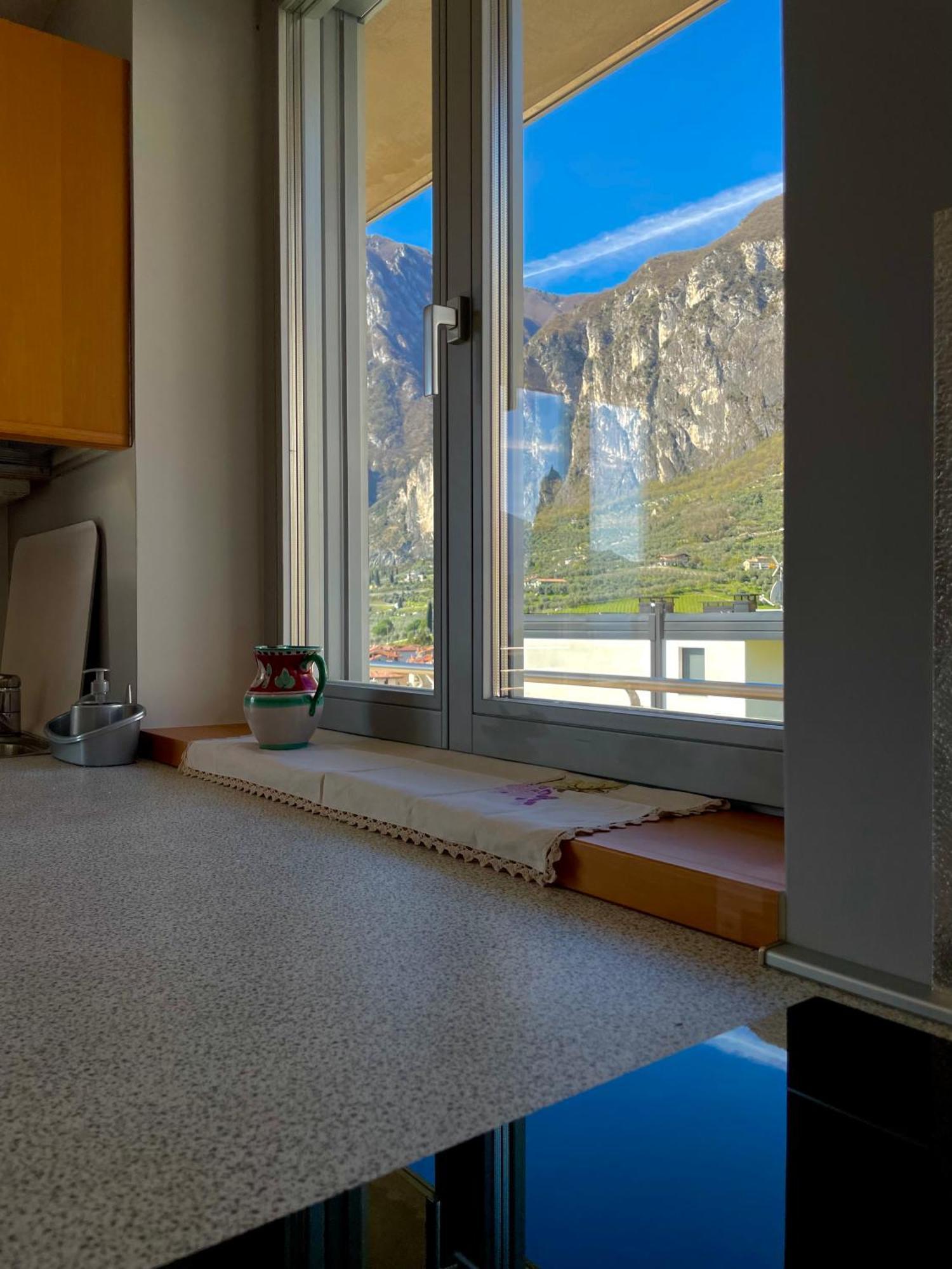 View & Chill Apartment Riva del Garda Eksteriør bilde