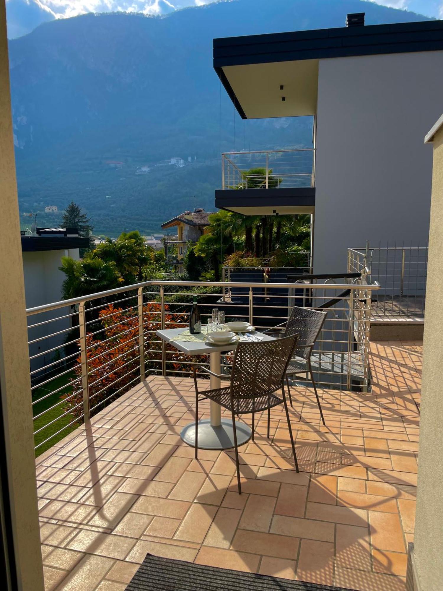View & Chill Apartment Riva del Garda Eksteriør bilde